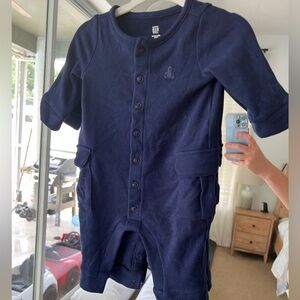Baby GAP 0-3 mo outfit - SOFT WARM MATERIAL